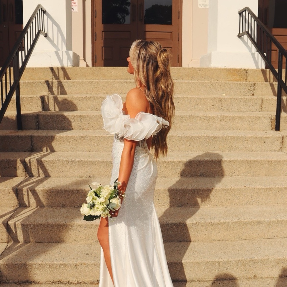 Sherri Hill White Strapless Prom Dress